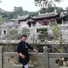 与视神经脊髓炎抗争32年，绽放乐观人生，拥抱精彩未来