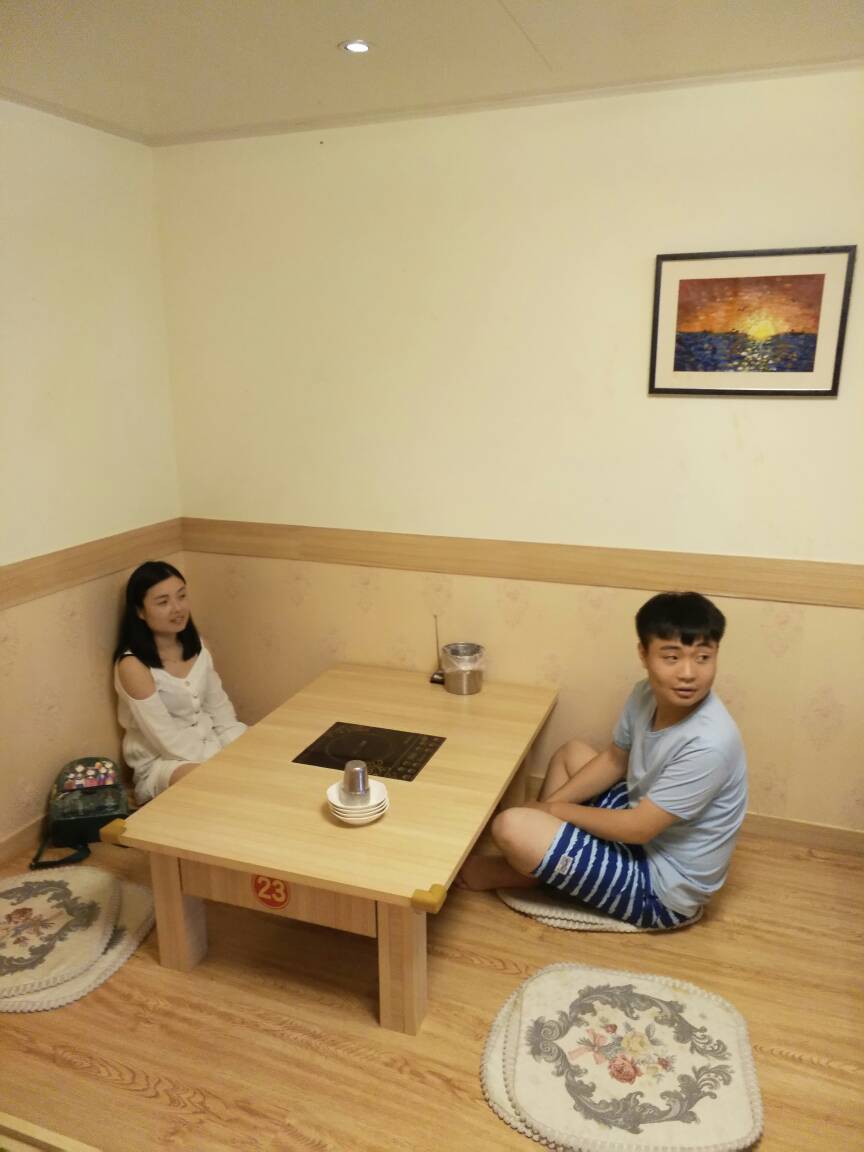 135941a33fu9jk8tktr61k.jpg