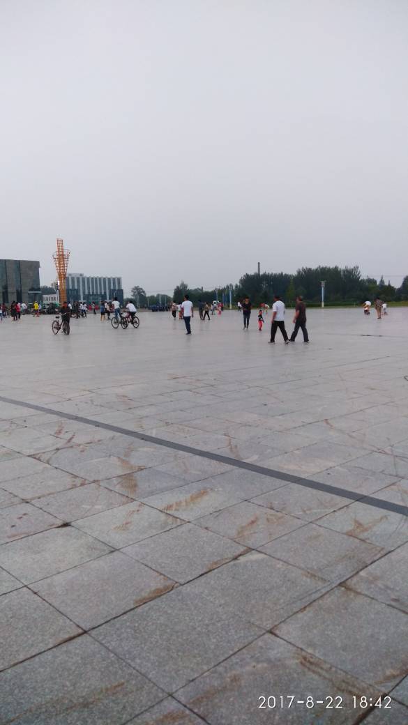 045647x1zy28dydu2mdbv2.jpg
